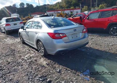 2018 Subaru Legacy 2.5I Premium z USA, uszkodzony, nr VIN 4S3BNAF60J3013939